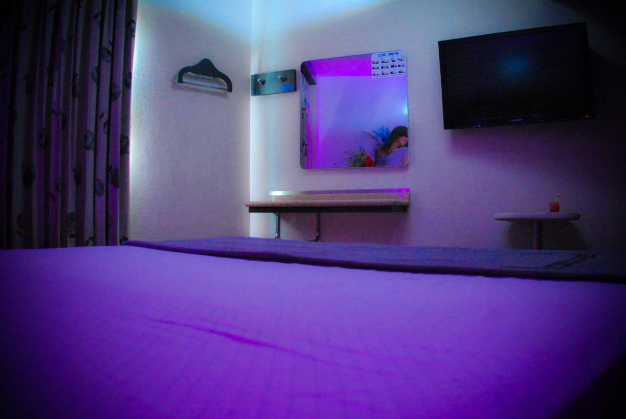 Loove Hotel (Adults Only) Mexico City Exterior photo